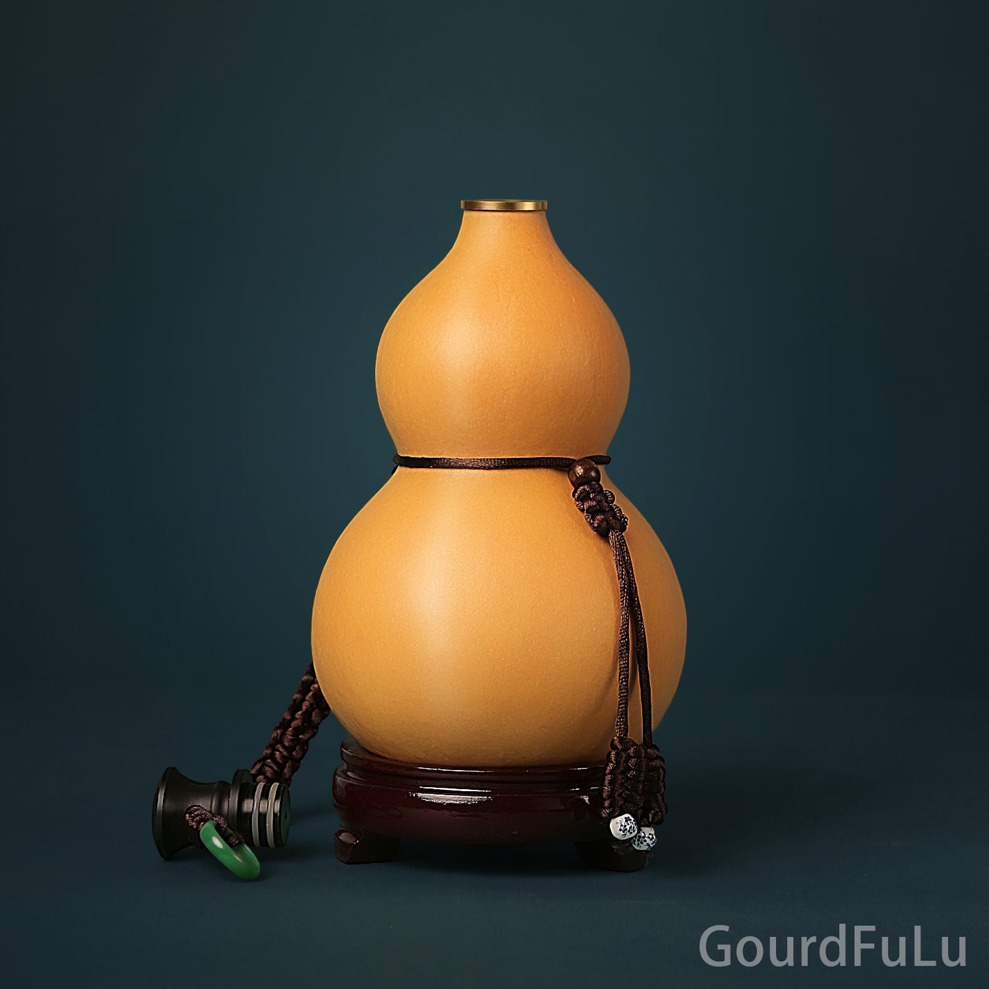 Natural Wine Gourd, Outdoor Portable Water Bottle with Stopper Chinese Feng Shui FuLu Gourd Ornament
