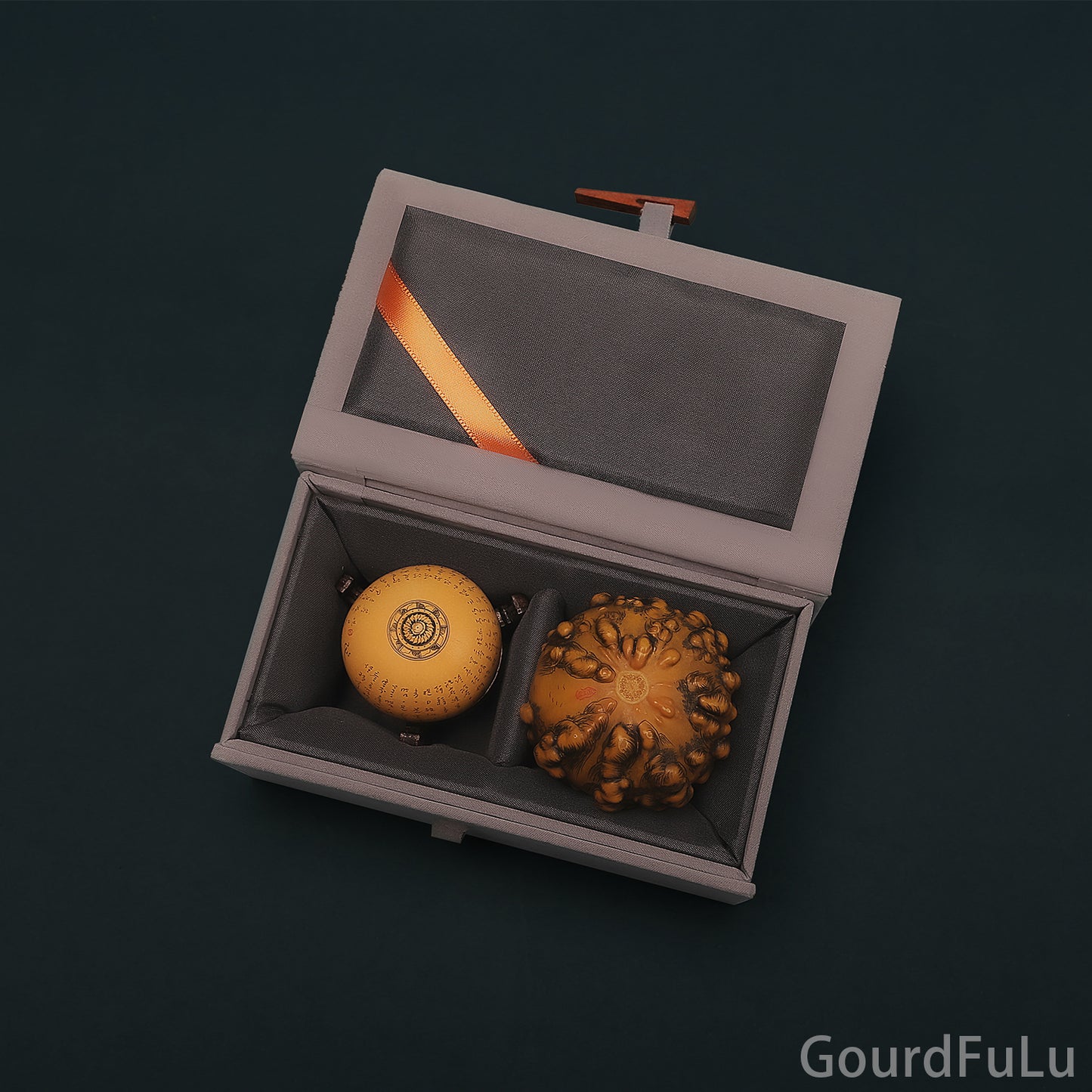 The Heart Sutra Gourd Ornament with Prosperity Symbol - Bring Good Luck and Fortune to Your Home with this Beautiful Decor Piece