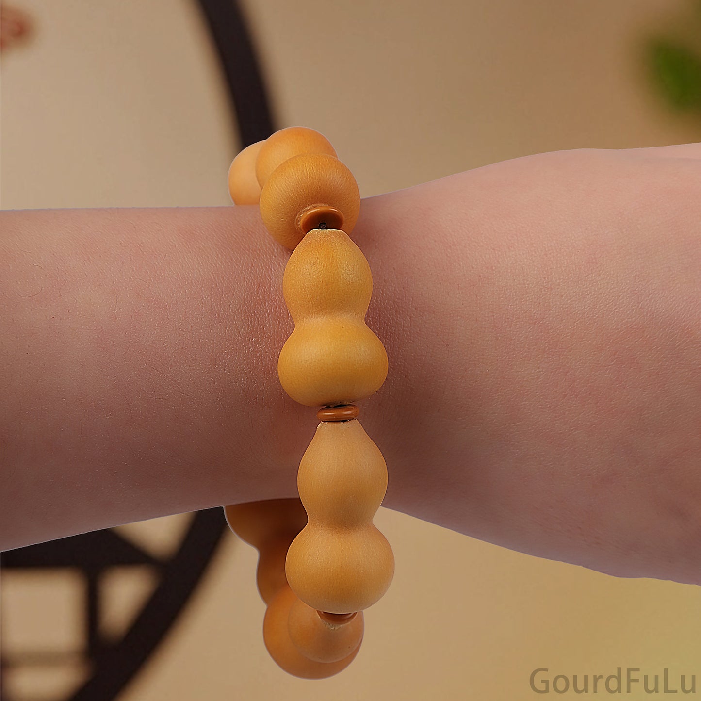 Handcrafted Chinese Style Gourd Bracelet - Natural and Unique Jewelry Piece with Traditional Chinese Influence