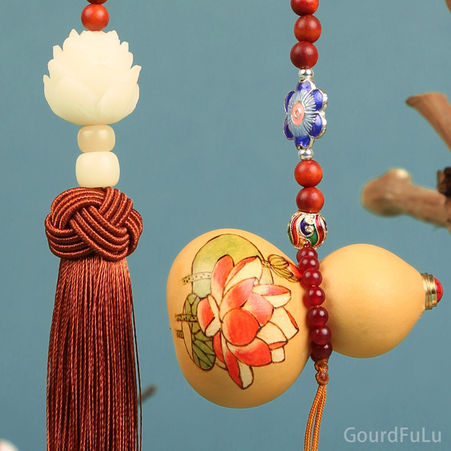 Handcrafted Gourd Pendant for Good Luck and Prosperity - Traditional Chinese Decorative Ornament for Home or Car